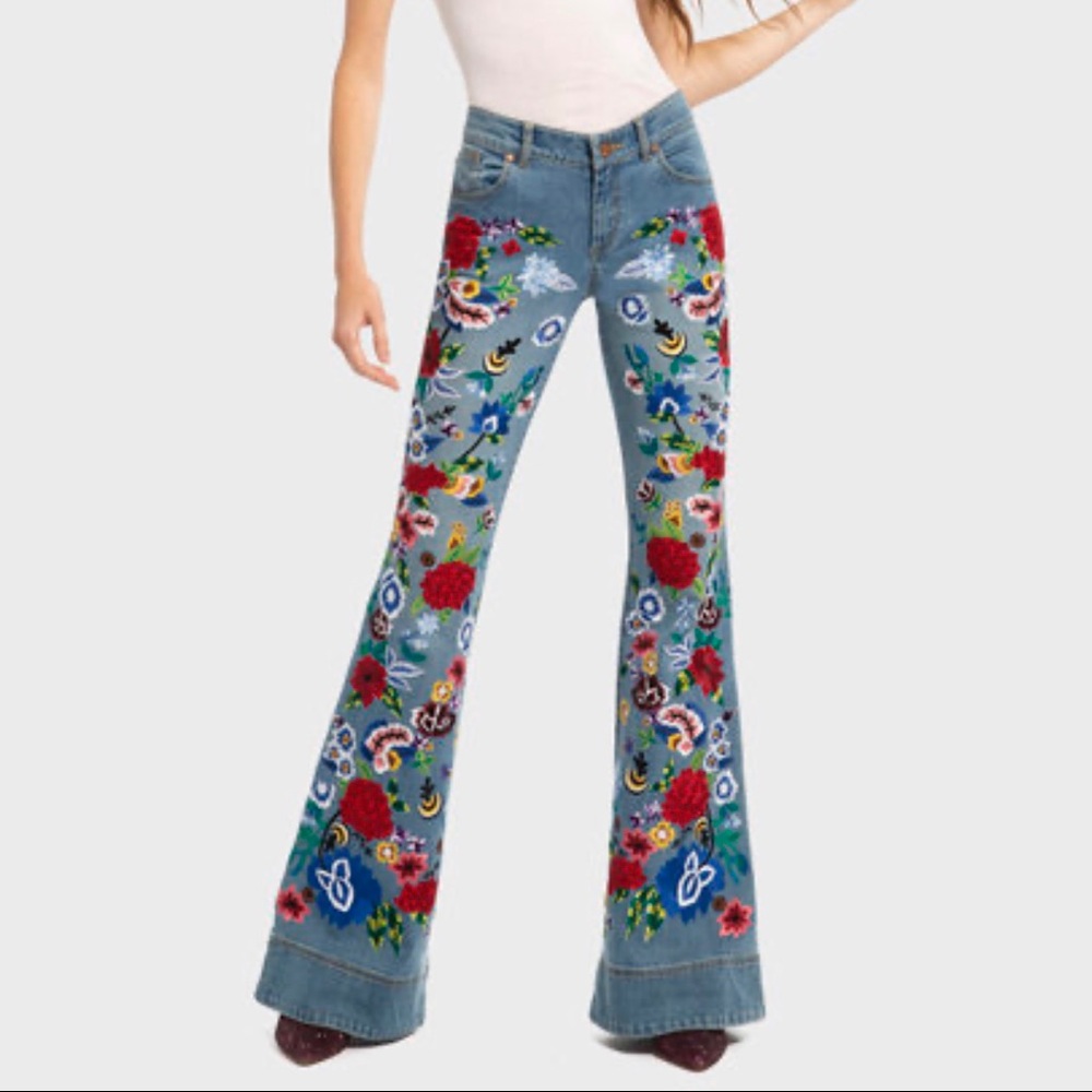 Alice + Olivia Ryley Low Rise Floral Bell Jeans - Picture 2 of 4
